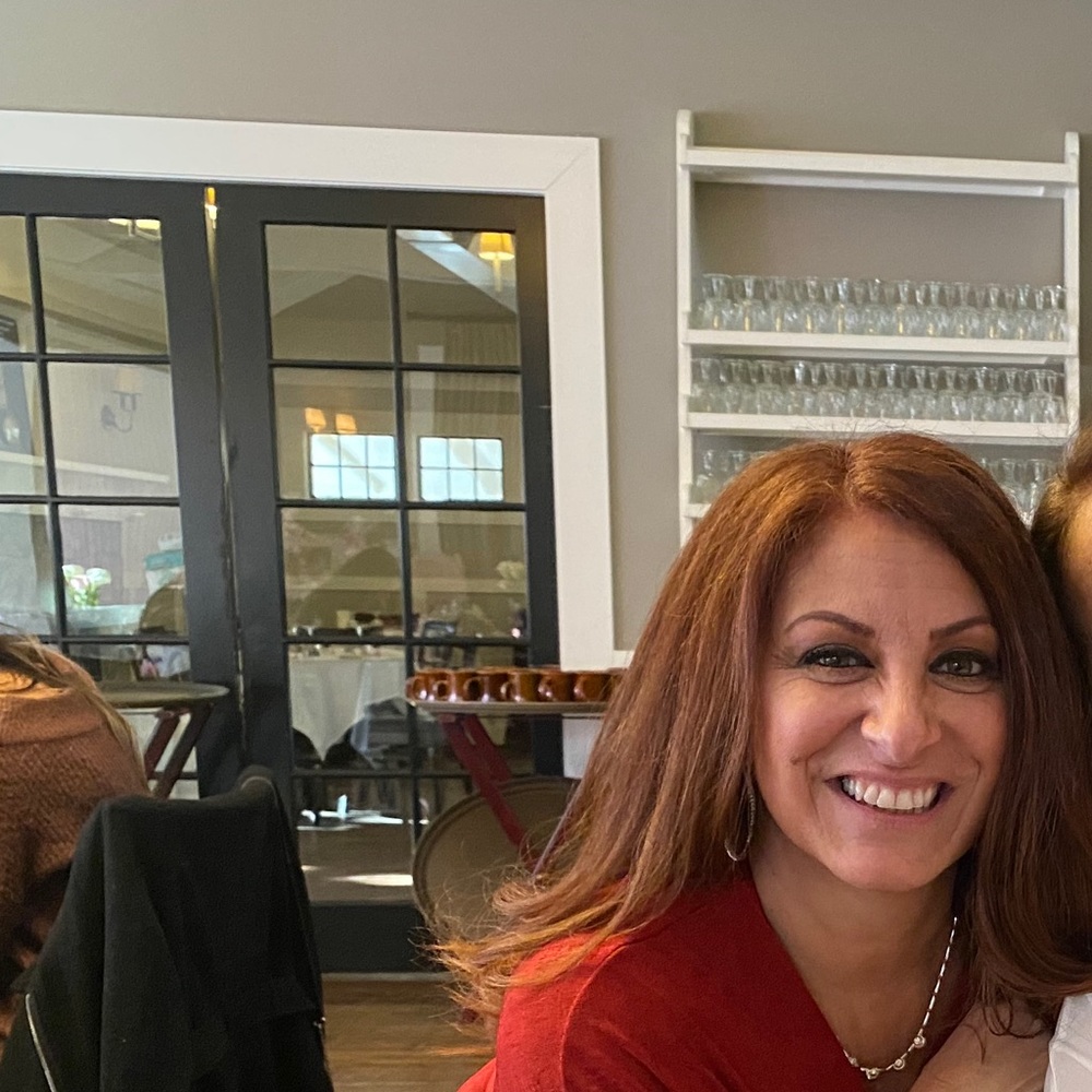 Meet your Posher, Carla